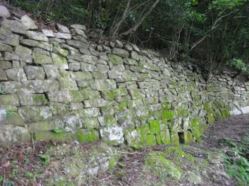 石城山神籠石東水門.JPG