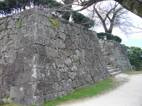 宇和島城本丸虎口 (500x375).jpg