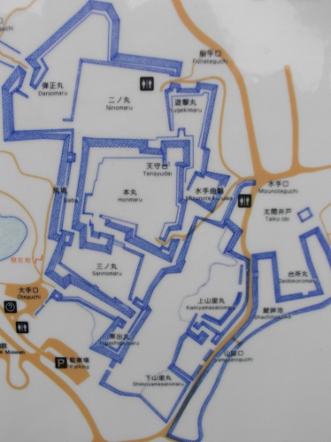 名護屋城縄張り図 (374x500).jpg