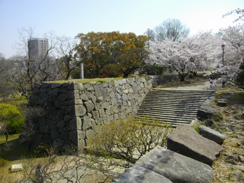 福岡城天守台 (2) (500x375).jpg