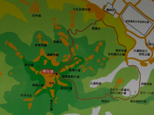吉田郡山城城郭図 (2) (500x374).jpg