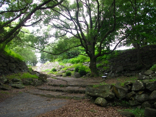 名護屋城三の丸虎口 (500x375).jpg