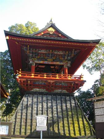 成田山新勝寺鐘楼.JPG