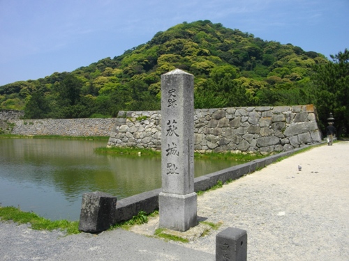 萩城本丸大手門1.JPG