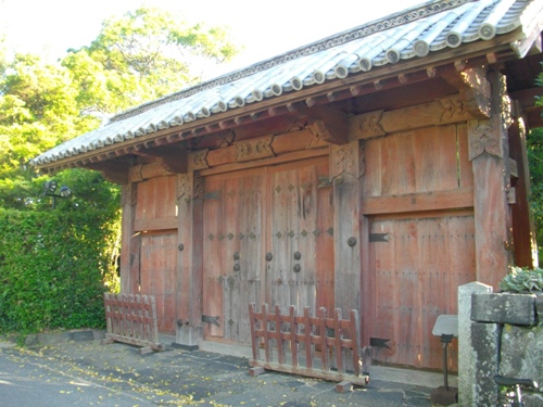 萩城城下町旧福原家萩屋敷門.JPG