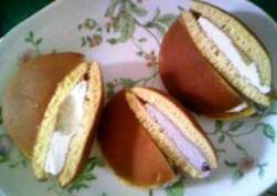 茂木一まる香本家 どら焼き3種 半分.JPG