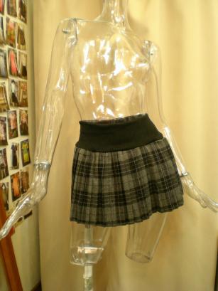 チェック・ミニスカート