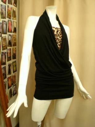 ホルターワンピ