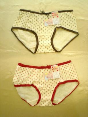 Ｃ・ＭＯＯＮの商品達 042.JPG