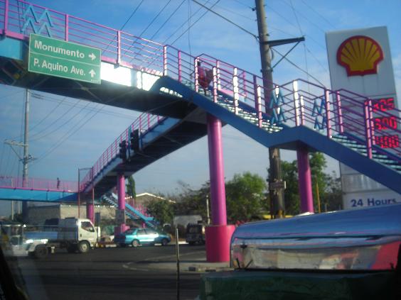 綺麗な歩道橋