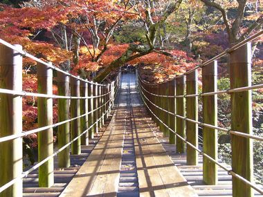 汐見滝吊り橋