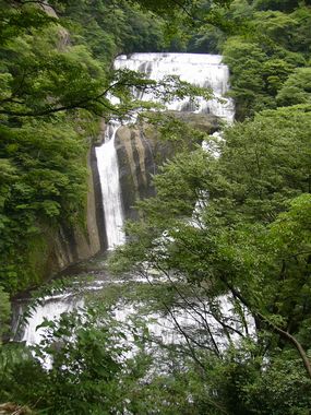 真夏の袋田の滝