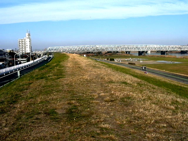 荒川土手晴天１０