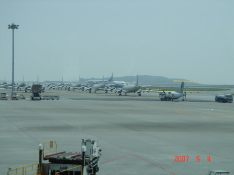 那覇空港.JPG