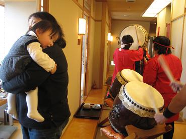 ゆうちゃん誕生日会　太鼓