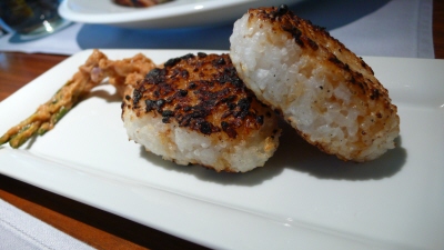 釜戸炊き御飯の焼きおにぎり.jpg