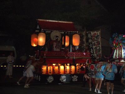 2008080204太鼓の山車と神輿2.JPG