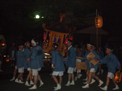 2008080209さらに神輿2.JPG