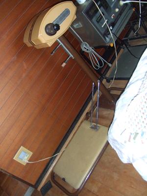 20080817ベルトマッサージ機横2.JPG