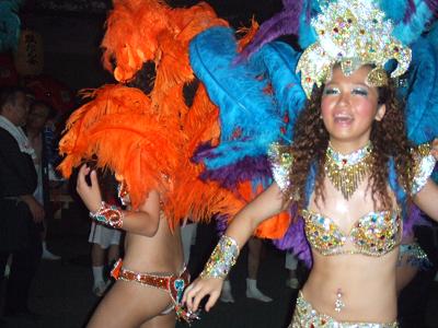 2008080214もう一枚サンバのお姉さん2.JPG