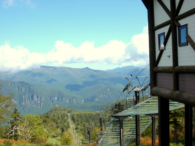 7合目リフトを見下ろす