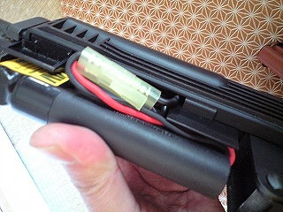 ハンドガードＡＫ74バッテリー1.jpg