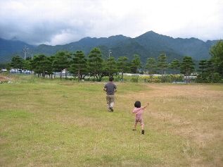 ちひろ美術館　野原