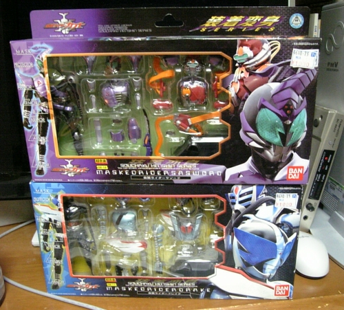 PS2仮面ライダーカブト 抽選品「マスクコレクション ダーク
