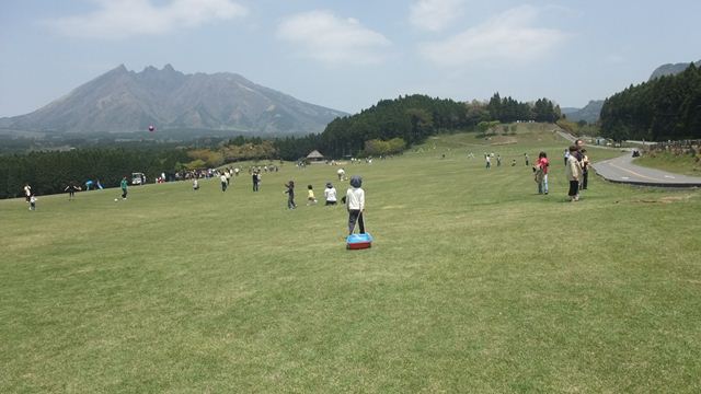 2010　0502　月廻り公園１