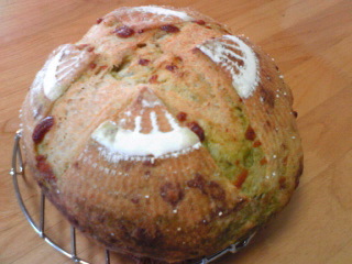 100914 バジルチーズパン