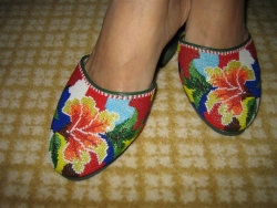 Dai Soh's Nonya Slippers 03.jpg