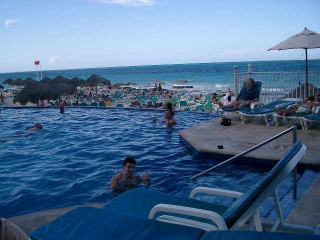 Cancun Fall 2008 020.jpg