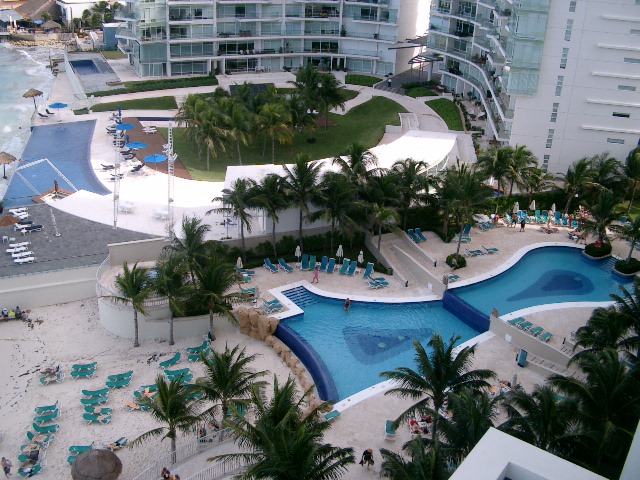 Cancun Fall 2008 011.jpg