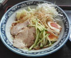 紺のれん(爆辛冷麺