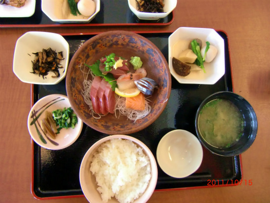 ばんばん食堂 012.jpg