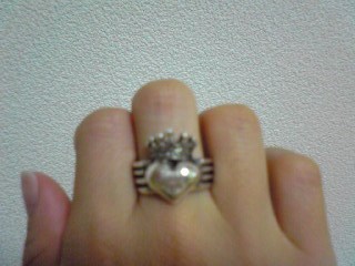 CROWN HEART RING