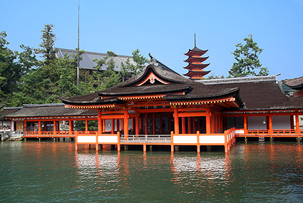 厳島神社