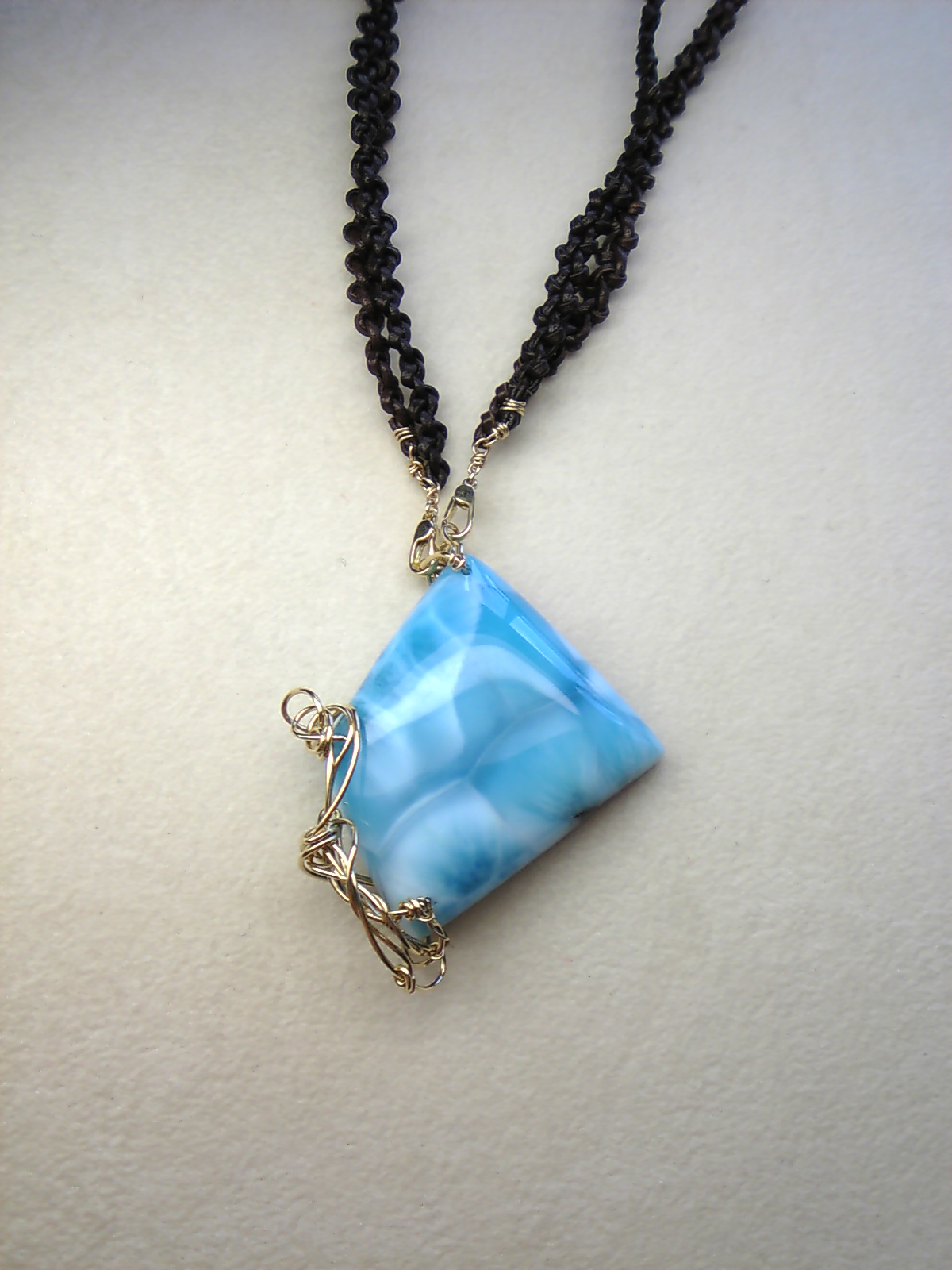 Larimar-2