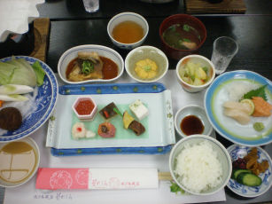 P9010568　礼文 夕食.JPG