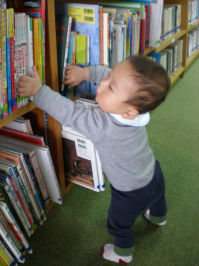 P4083410　図書館.JPG
