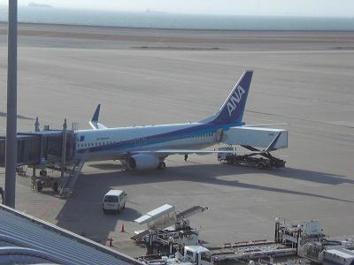 B737