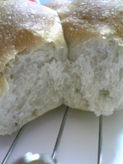いちご酵母パン