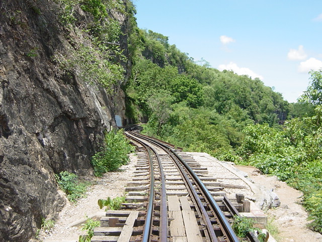 Kanchanaburi-タムカセの線路