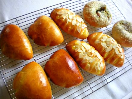 クリームパンとカレーパン