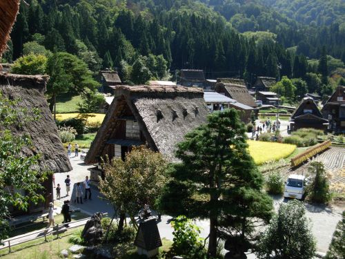 神田家2階からの合掌集落