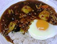 カレー盛り付け