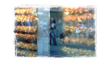 ショーケースチキン