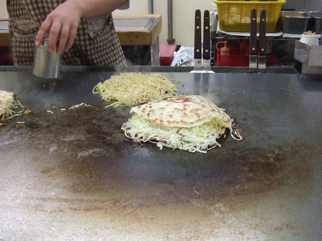 お好み焼き風景