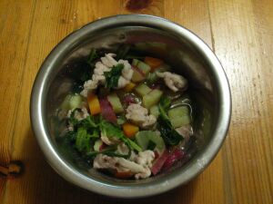 豚肉と水菜とにんじんとさつまいも