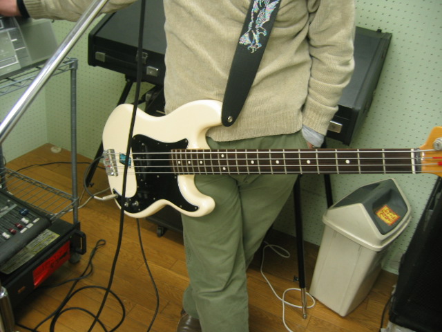 T君のベース